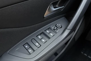 Peugeot 308 – thumbnail 17