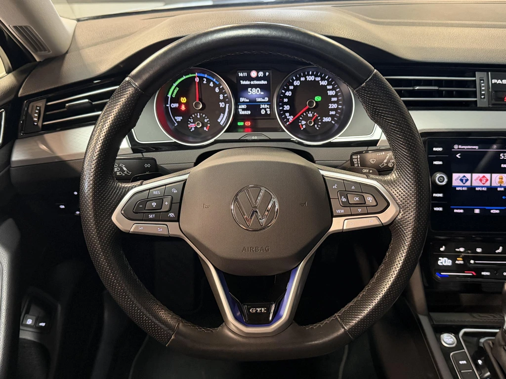 Volkswagen Passat – foto 9