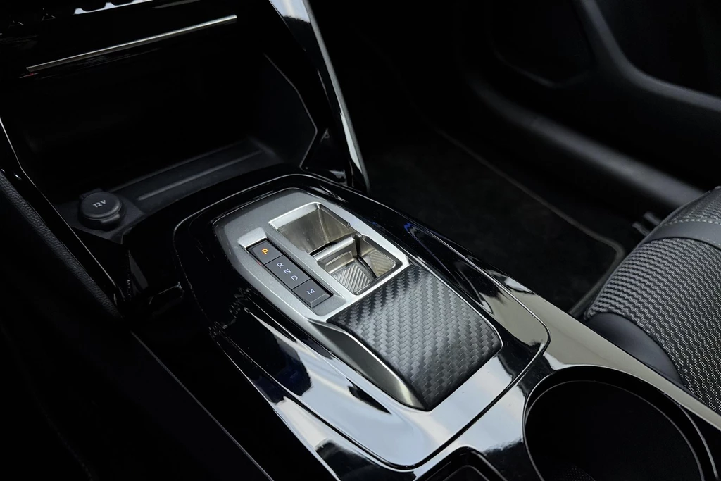 Peugeot 208 – foto 30