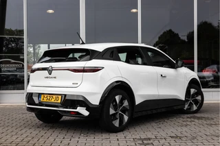 Renault Megane E-Tech – thumbnail 4