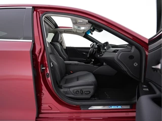 Lexus ES – thumbnail 13