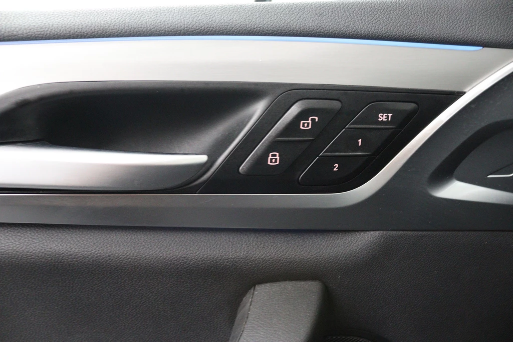 BMW iX3 – foto 12