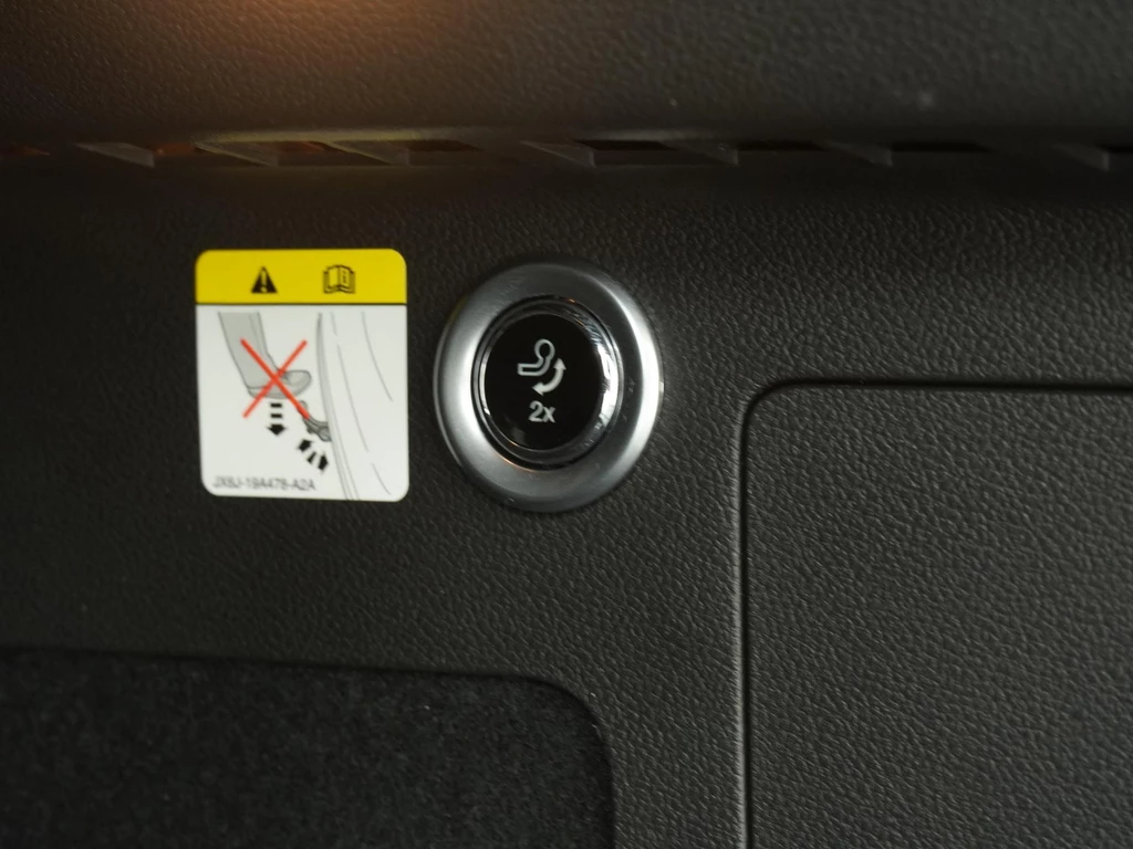 Ford Kuga – foto 12