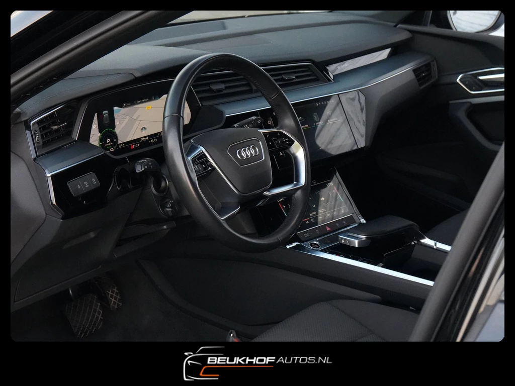 Audi e-tron – foto 17