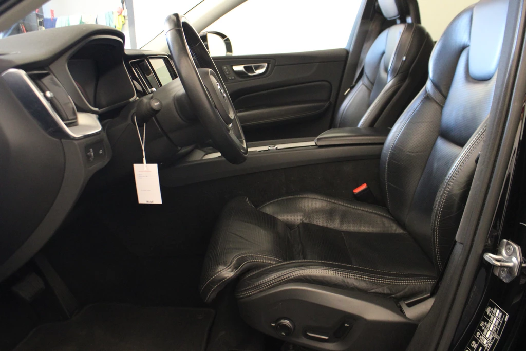 Volvo XC60 – foto 15