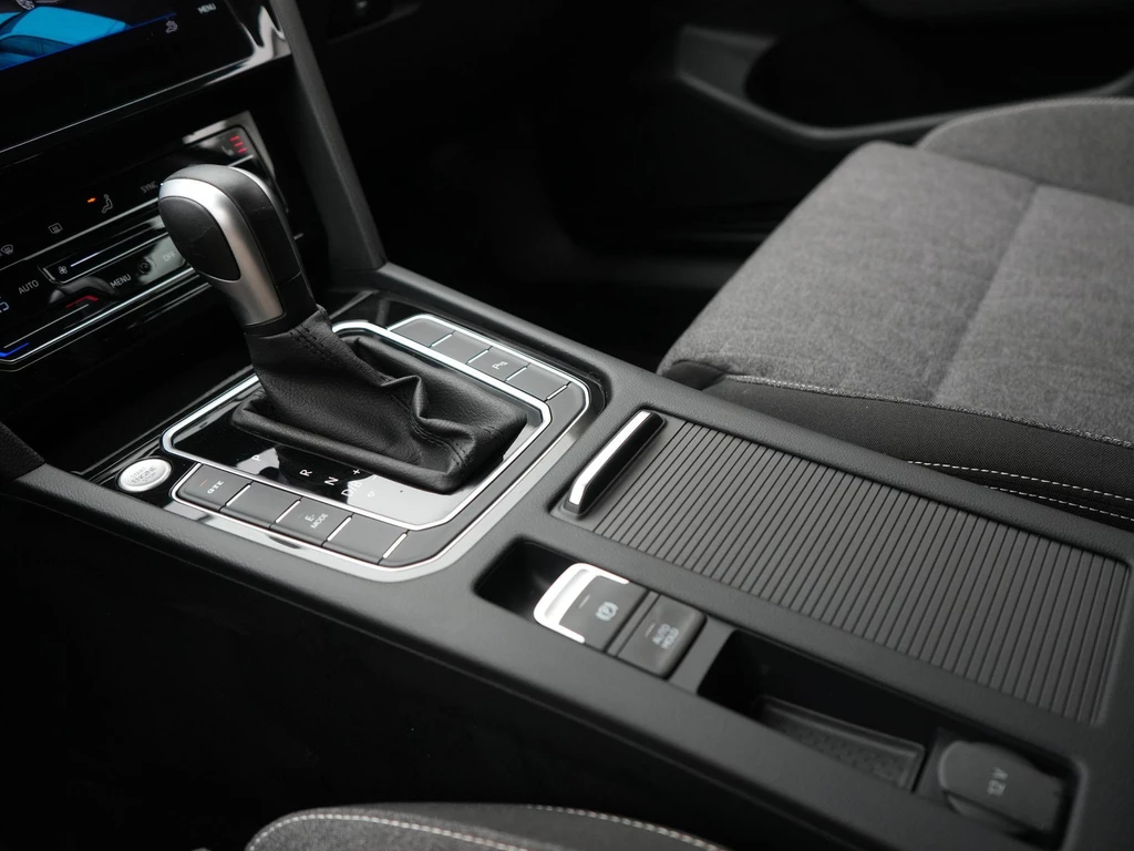 Volkswagen Passat – foto 32