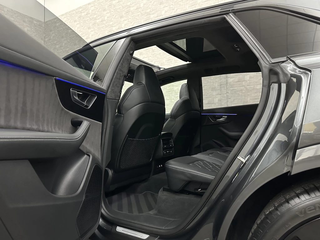 Audi Q8 – foto 11