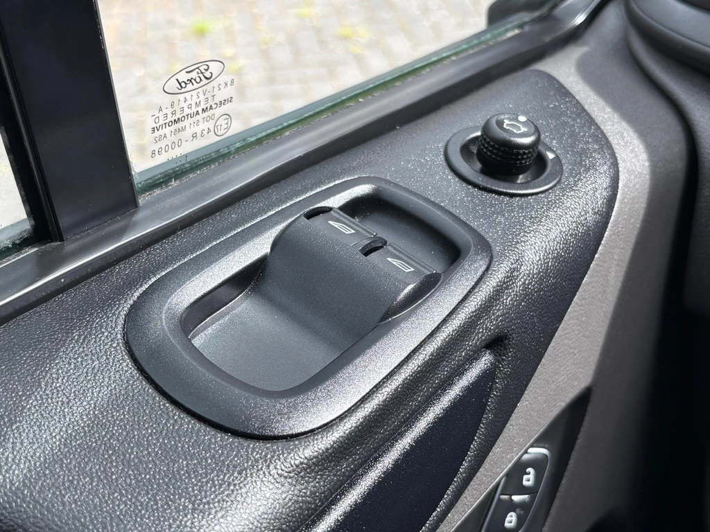 Ford Transit Custom – foto 23