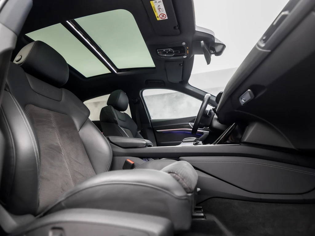 Audi e-tron – foto 10