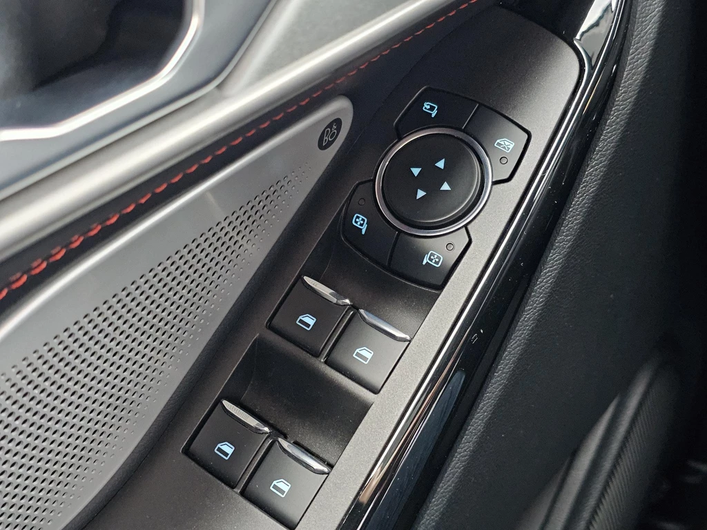 Ford Explorer – foto 15