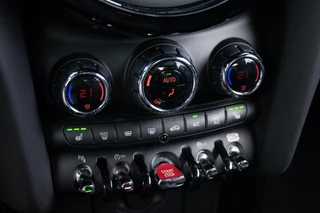 MINI Cooper Cabrio – thumbnail 21