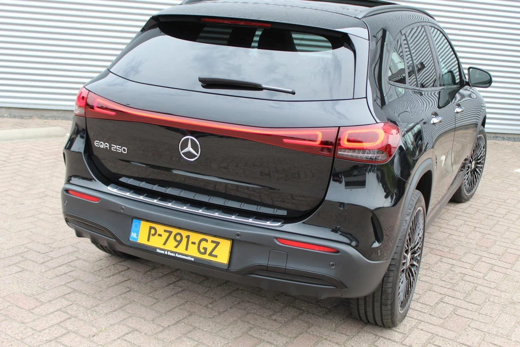 Mercedes-Benz EQA – foto 9