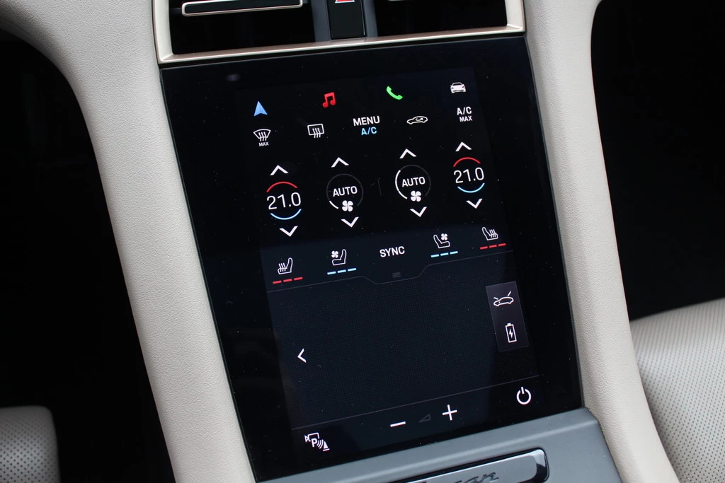 Porsche Taycan – foto 30