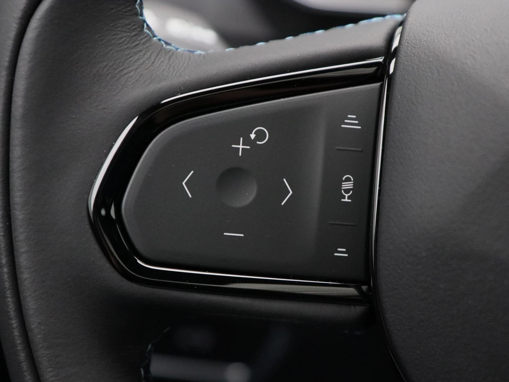 Lynk & Co 01 – foto 24