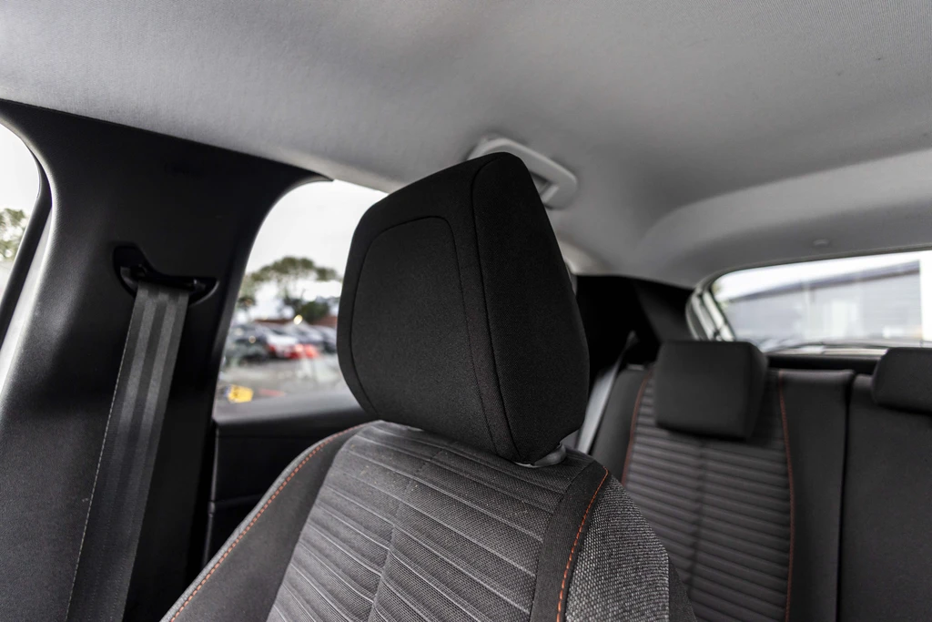 Peugeot 208 – foto 17