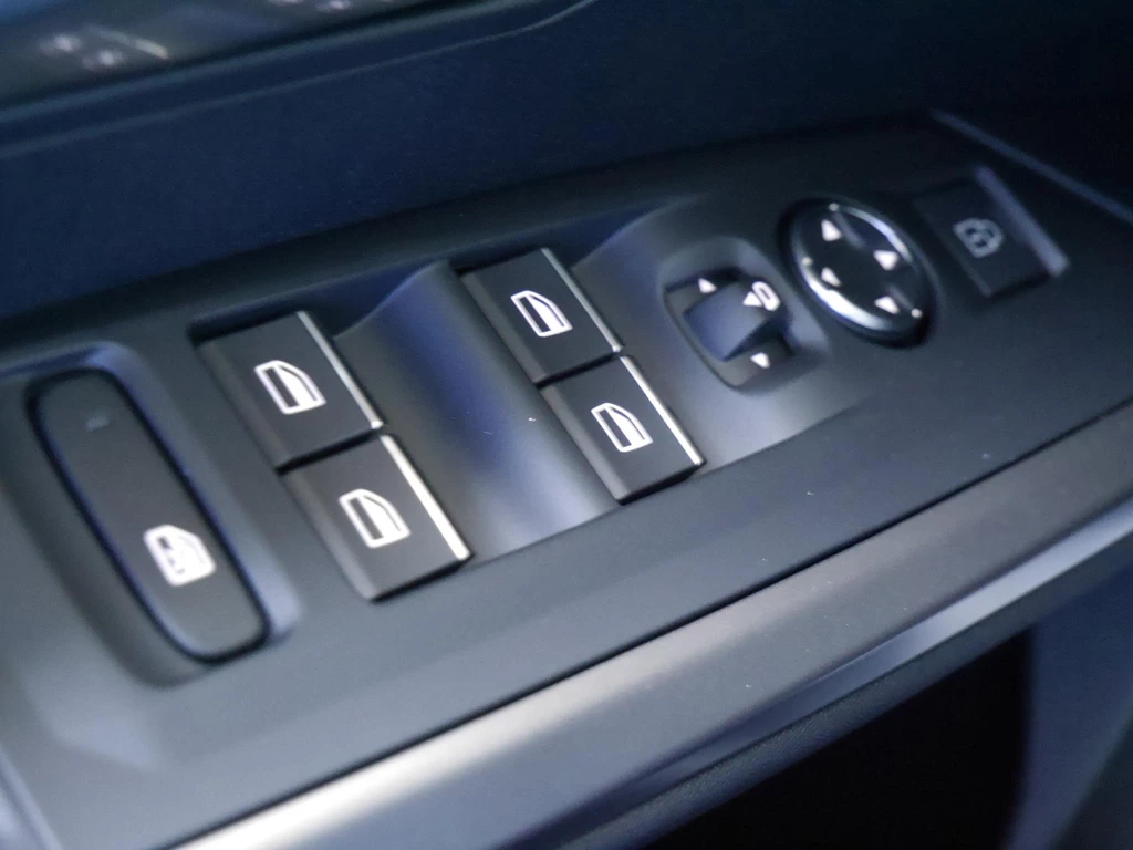 Peugeot e-3008 – foto 22