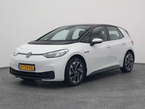 Volkswagen ID.3 First 58 kWh | ADAPTIVE | STOEL- EN STUURVERW | TREKHAAK