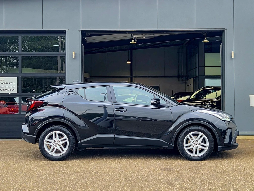 Toyota C-HR – foto 12
