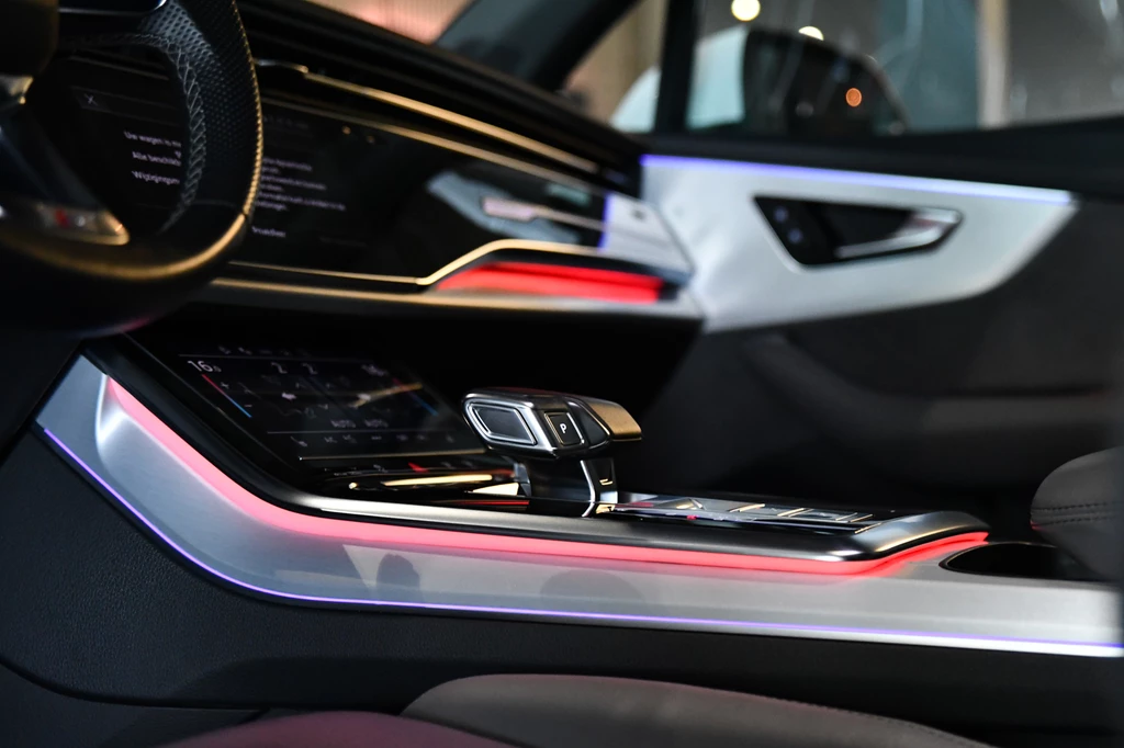 Audi Q7 – foto 11