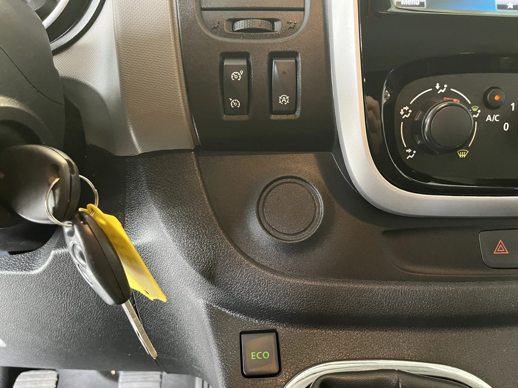 Renault Trafic – foto 32