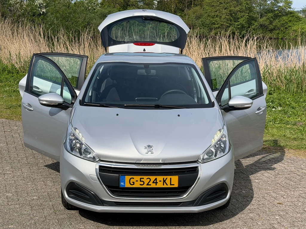 Peugeot 208 – foto 11