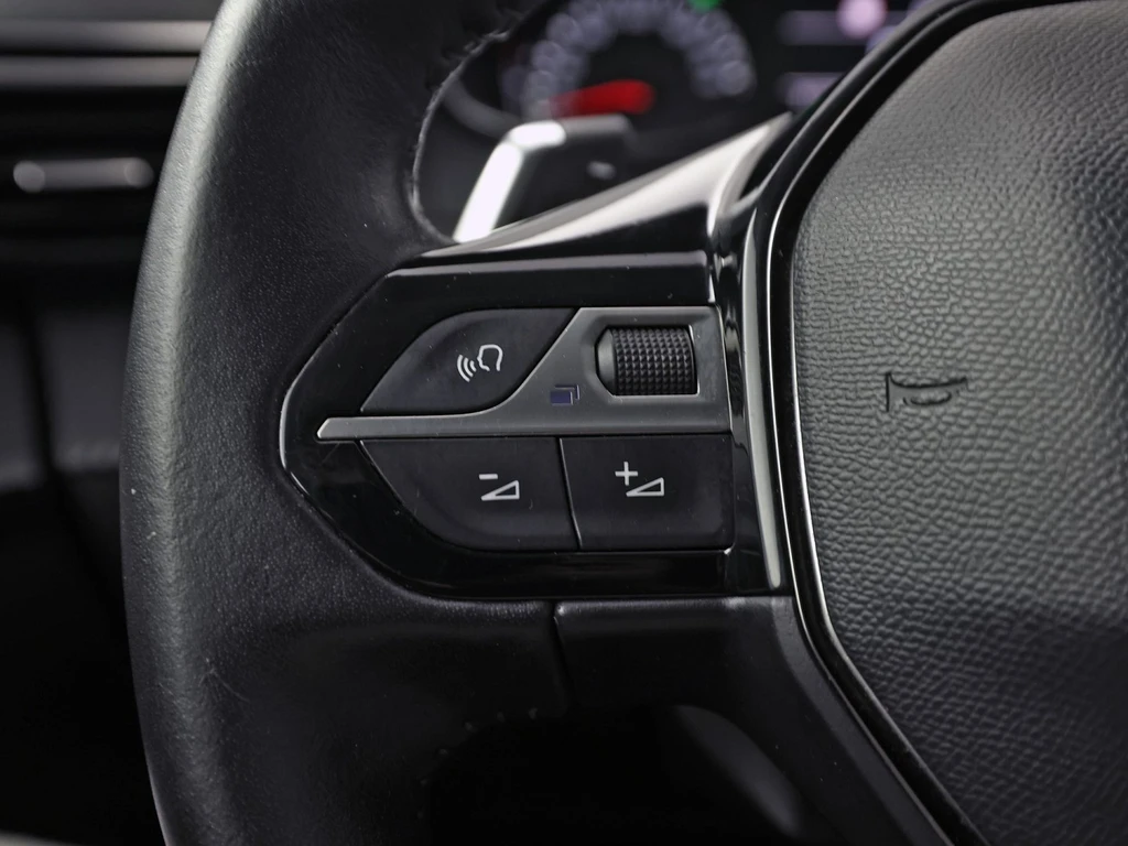 Peugeot 208 – foto 16