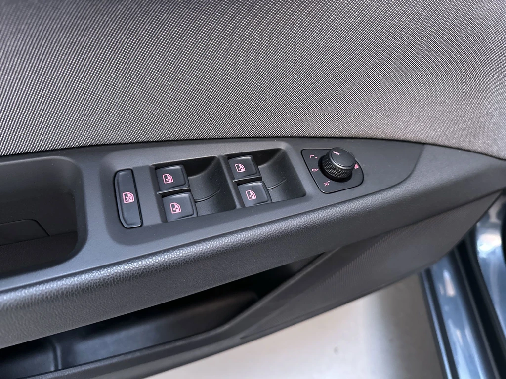 SEAT Leon – foto 18