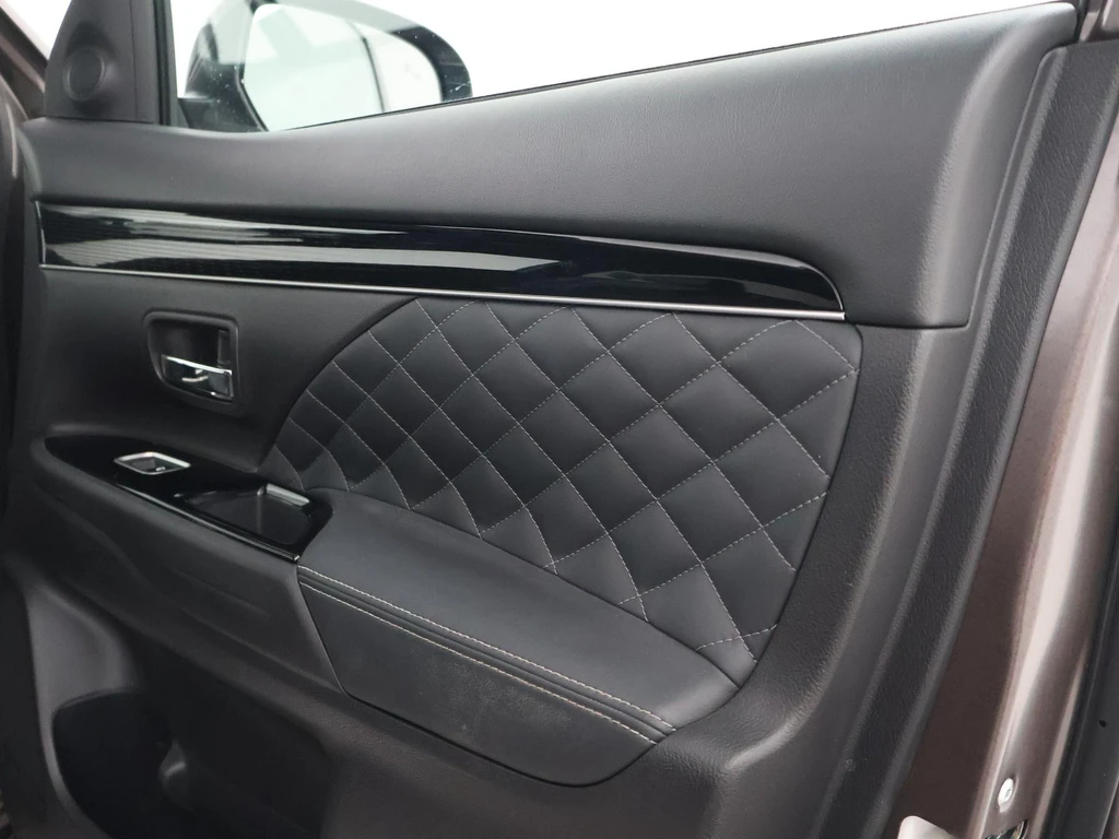 Mitsubishi Outlander – foto 13