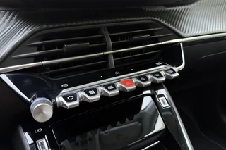 Peugeot 208 – thumbnail 25