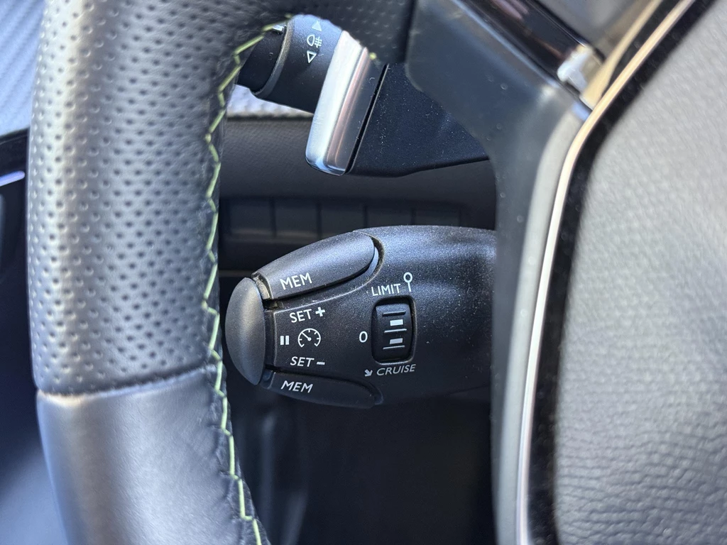 Peugeot 208 – foto 19