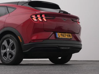 Ford Mustang Mach-E – thumbnail 5