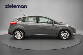 Ford Focus – thumbnail 8