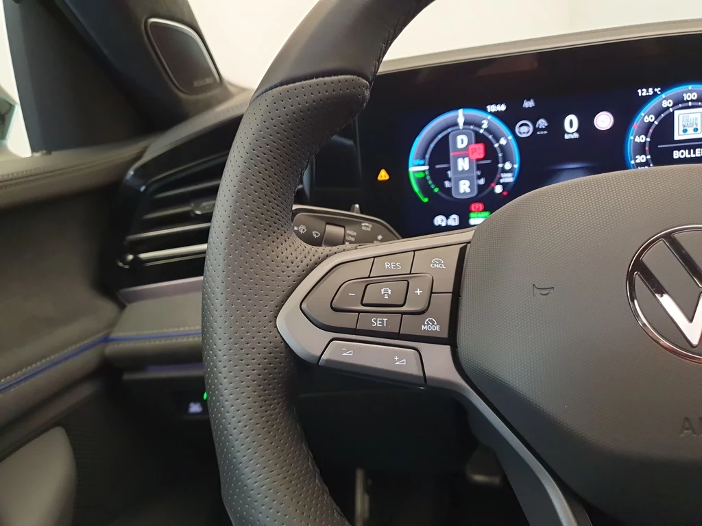 Volkswagen Passat – foto 13