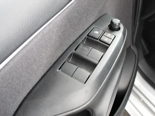 Toyota Yaris – thumbnail 29