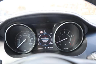 Jaguar E-PACE – thumbnail 26