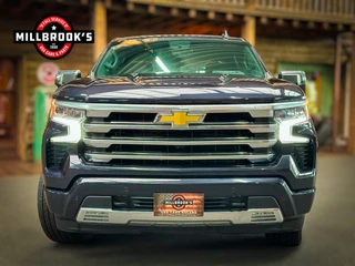 Chevrolet Silverado – thumbnail 11