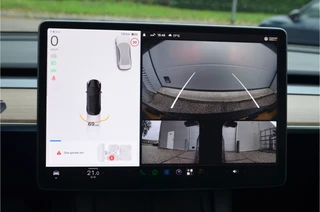 Tesla Model 3 – thumbnail 24