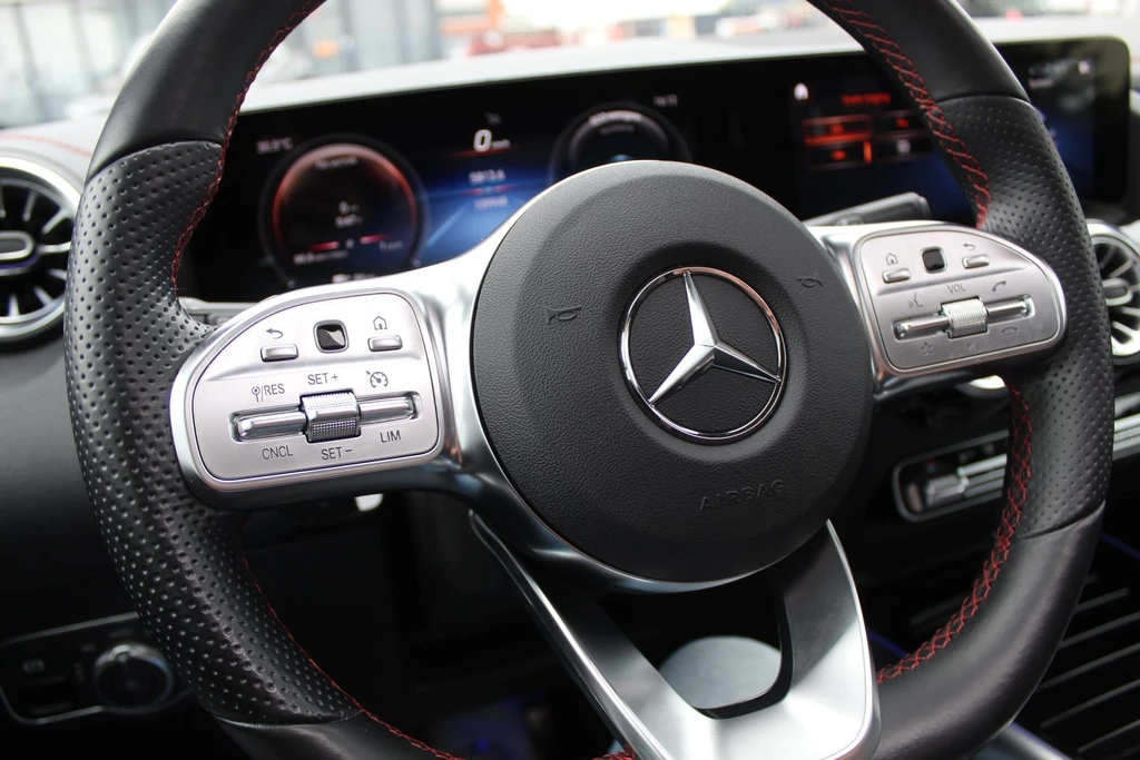 Mercedes-Benz EQA – foto 34