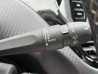 Peugeot 208 – thumbnail 26
