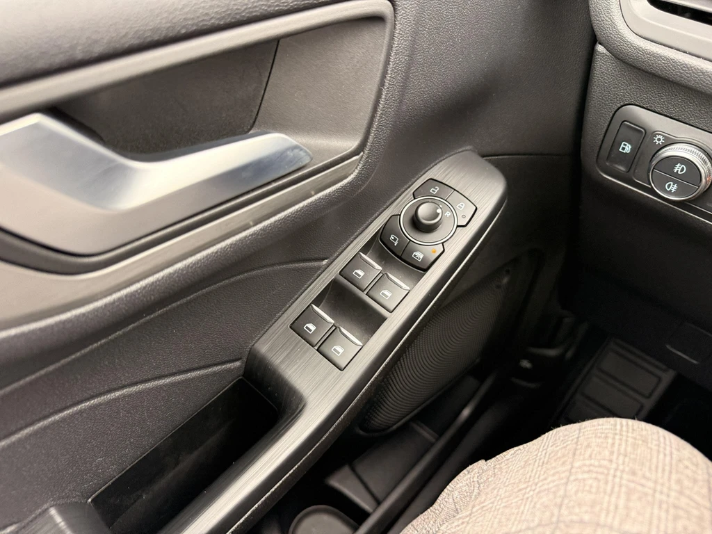 Ford Kuga – foto 28