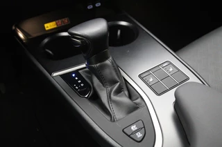 Lexus UX – thumbnail 19