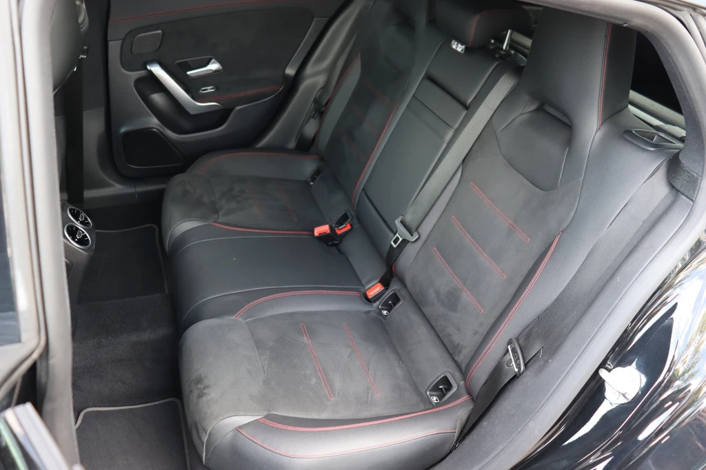 Mercedes-Benz CLA – foto 11