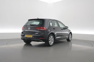 Volkswagen Golf – thumbnail 3