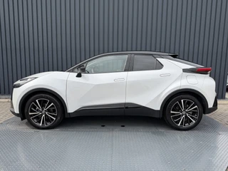 Toyota C-HR – thumbnail 3