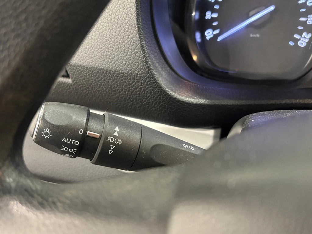 Opel Vivaro – foto 16