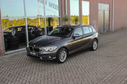 BMW 1-serie 116i Centennial Executive Sport Line | NL auto | Sportstoelen | LED | Sportstuur | Cruise control | Navigatie | Bluetooth | Regensensor | PDC | Climate control