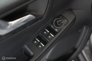 Ford Kuga – thumbnail 28