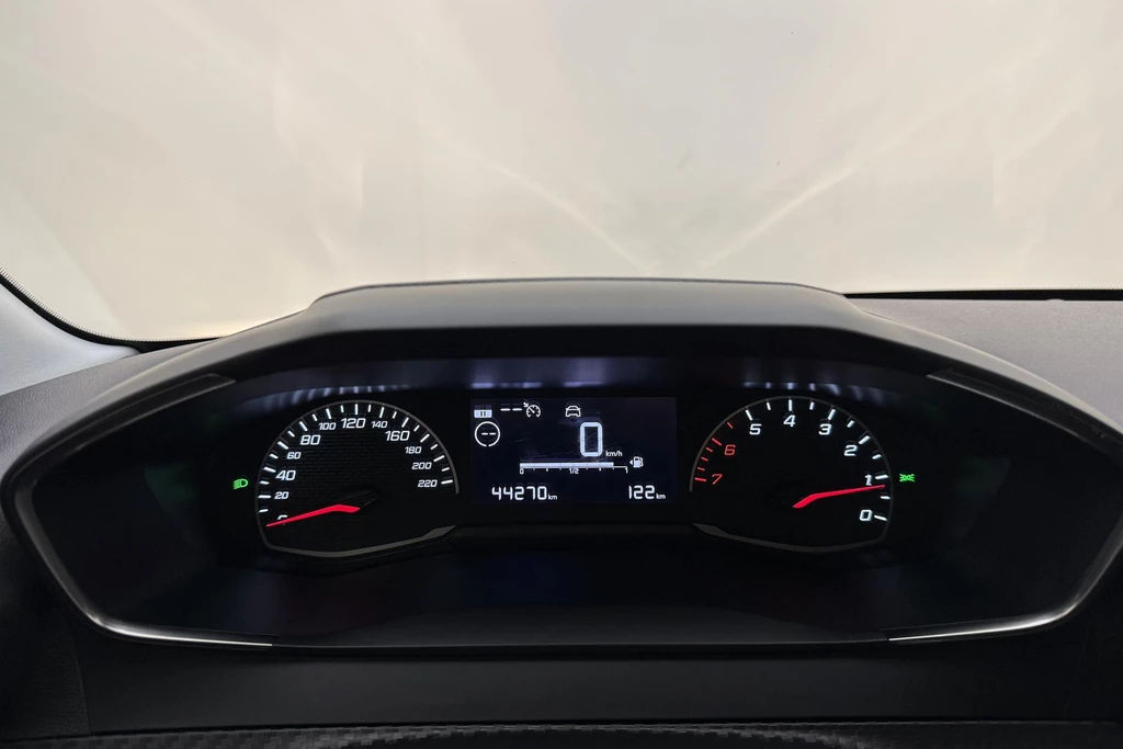 Peugeot 208 – foto 27