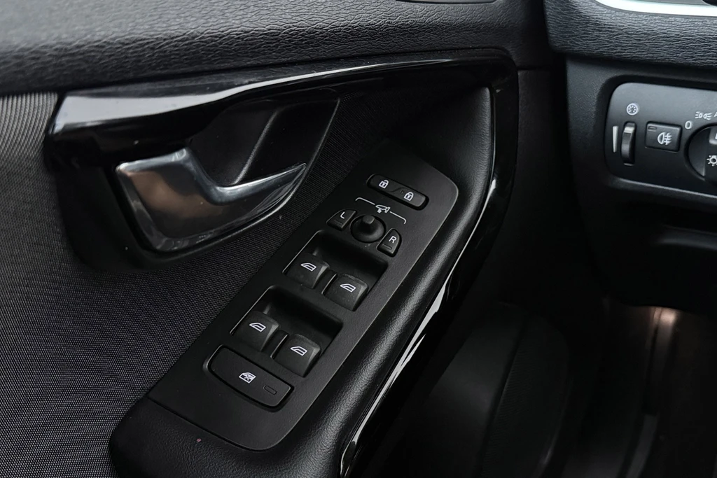 Volvo V40 – foto 34