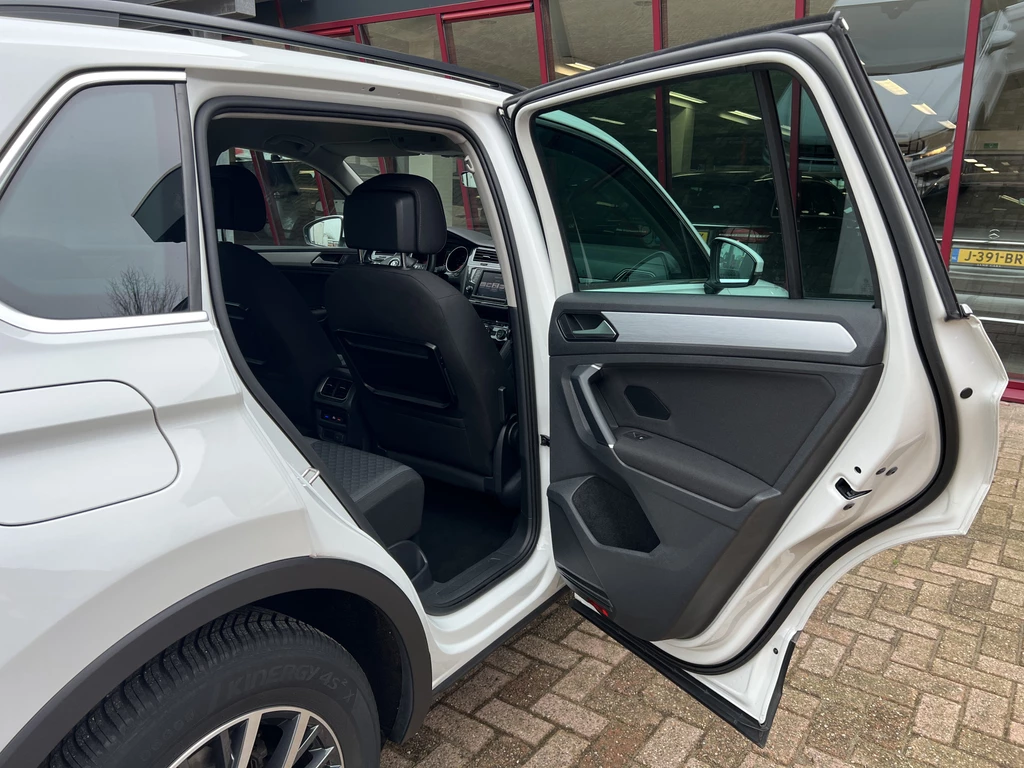 Volkswagen Tiguan – foto 30